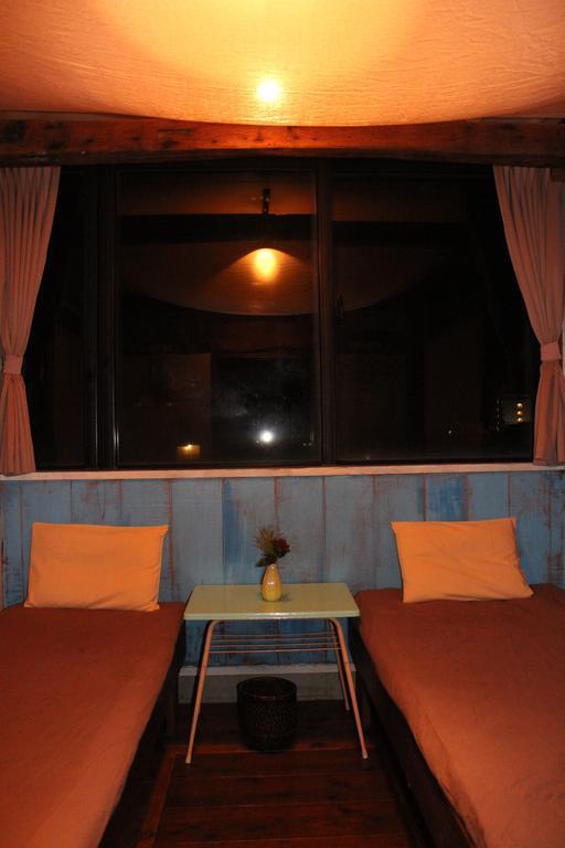 Guest House Holoholo Ishigakijima Ishigaki  Eksteriør billede